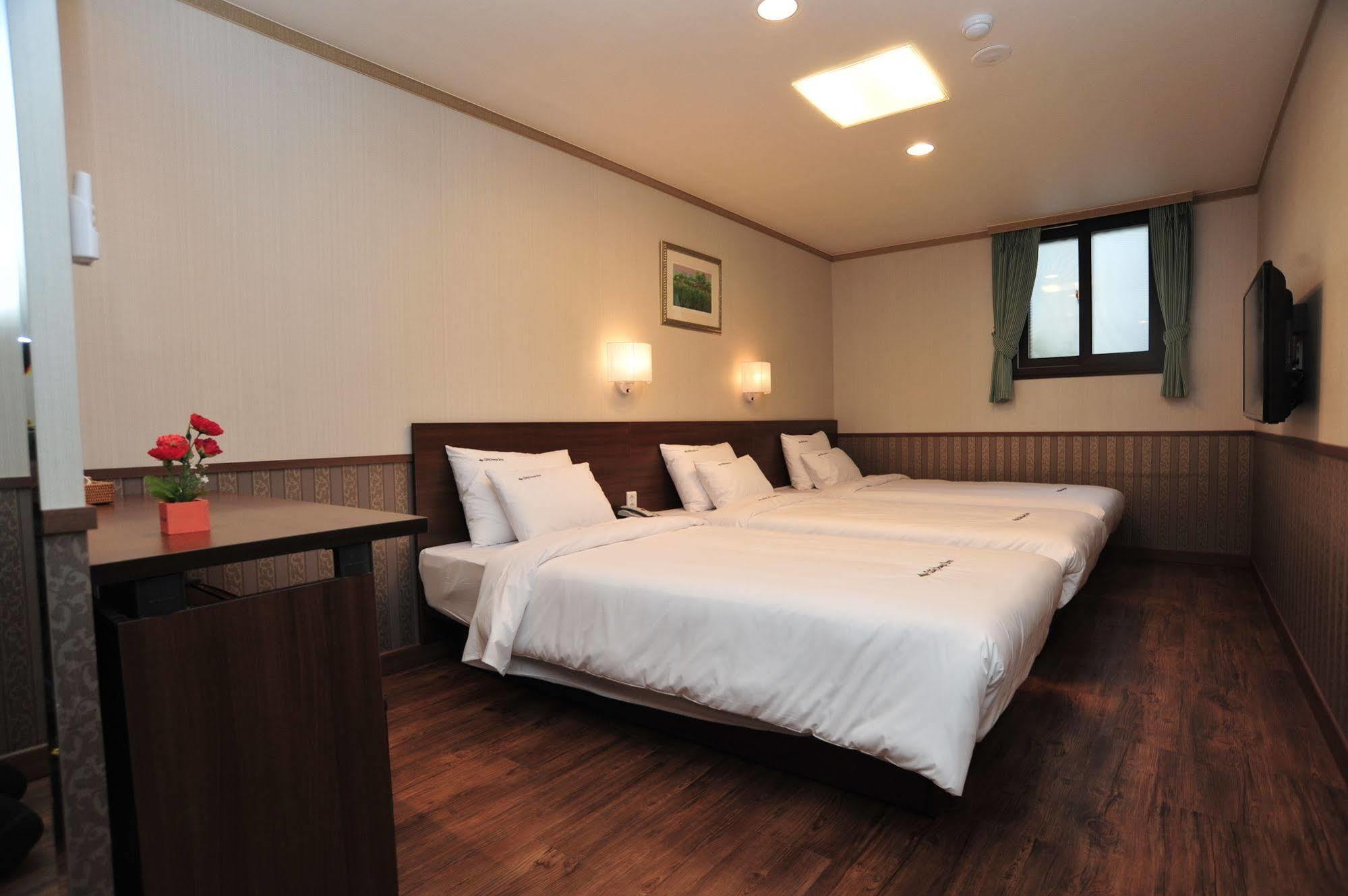 Global Inn Seoul Dongdaemun City Days Inn Екстериор снимка