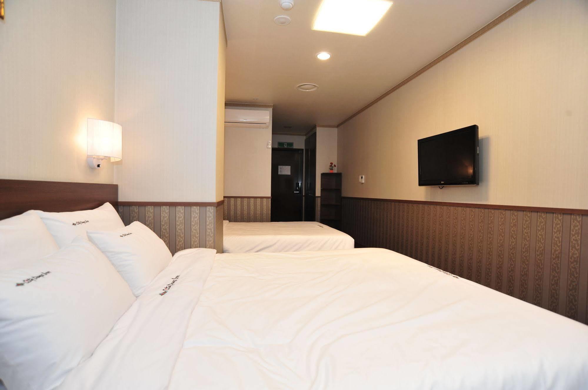 Global Inn Seoul Dongdaemun City Days Inn Екстериор снимка