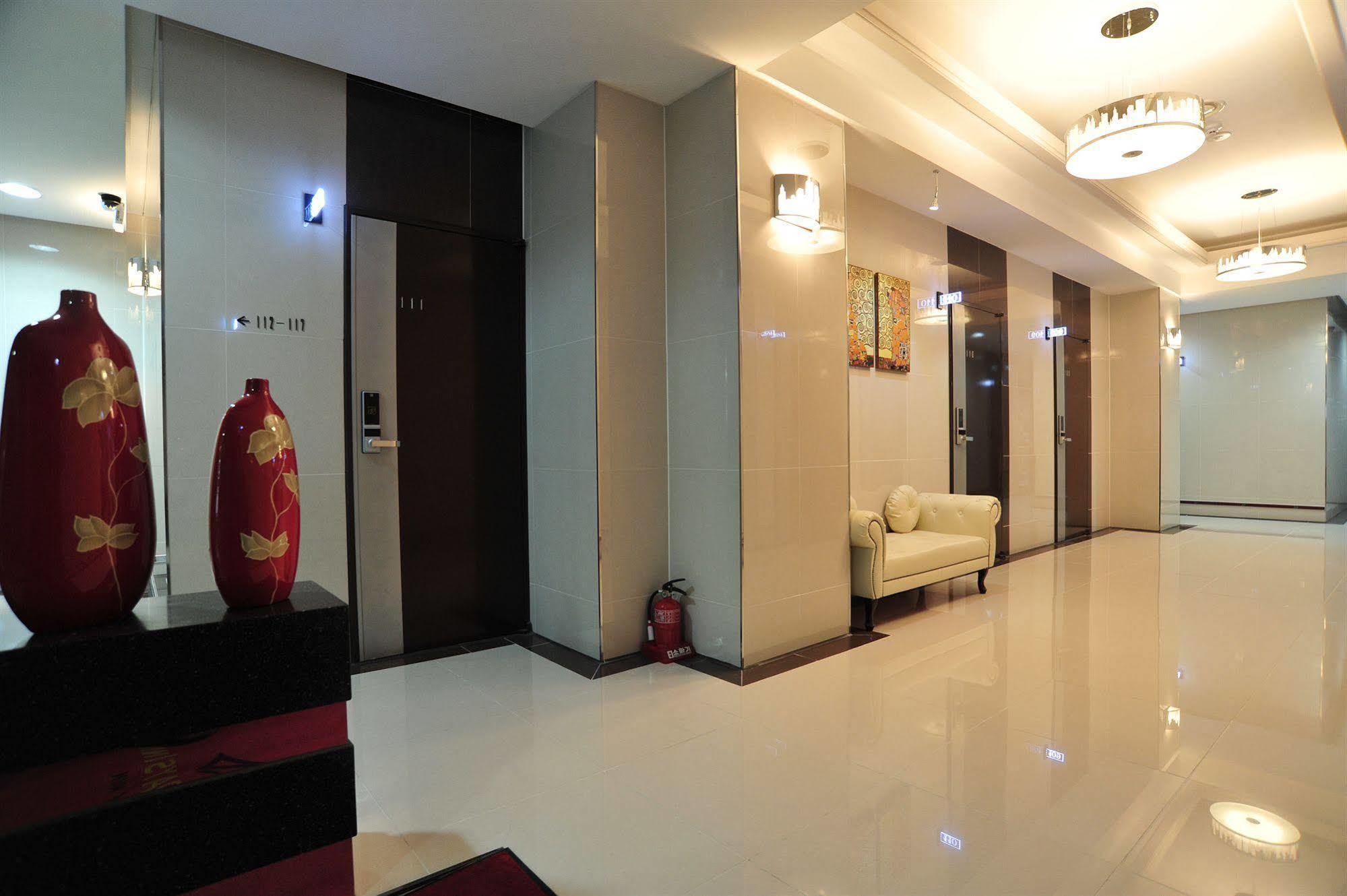 Global Inn Seoul Dongdaemun City Days Inn Екстериор снимка
